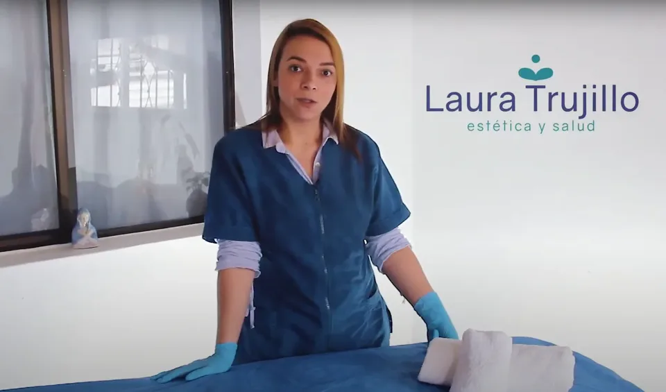 Emprendedora de la comunidad Palante en su negocio